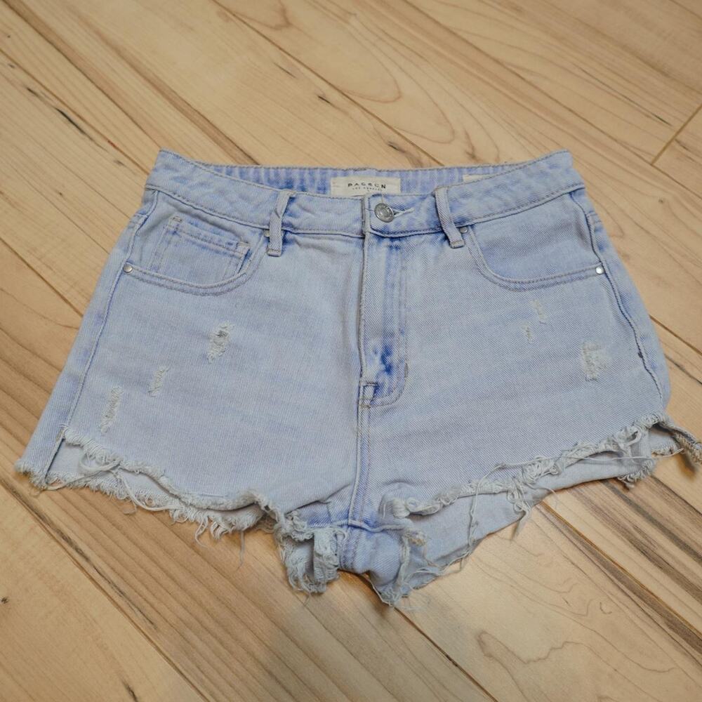 PacSun Light Wash Distressed High Rise Cutoff Denim Shorts Size 26